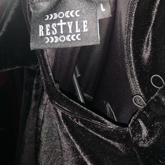 Restyle Velvet Cresent Moon Top, NWOT, Dead Stock, VERY RARE! - Picture 5 of 5